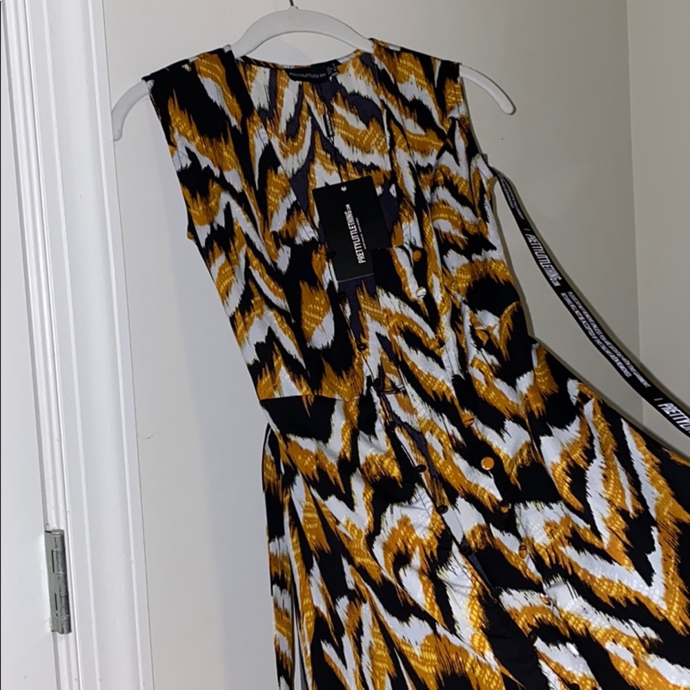 Beautiful midi dress ✨